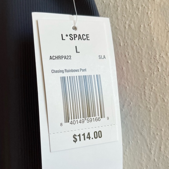 L*Space Leggings Chasing Rainbows Slate Grey Color w/ Pink Blue White Sz L NWT - Picture 16 of 16